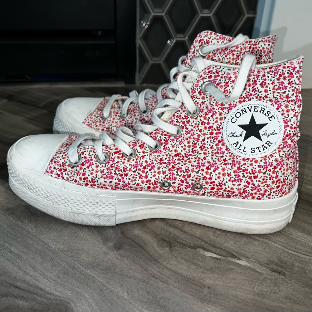 Converse all star flower platforms